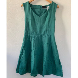 CYNTHIA ROWLEY V-Neck‎ Zipped Up Back Dress